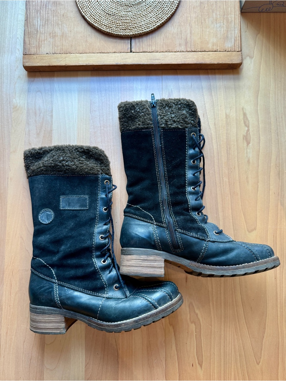 Dromedaris Women's Black Lace-Up Waterproof Winter Boots w/ Faux-Fur Trim